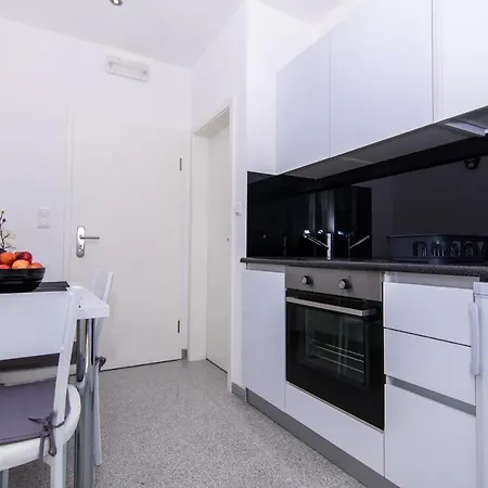 Black Home Apartments Trogir Exterior photo