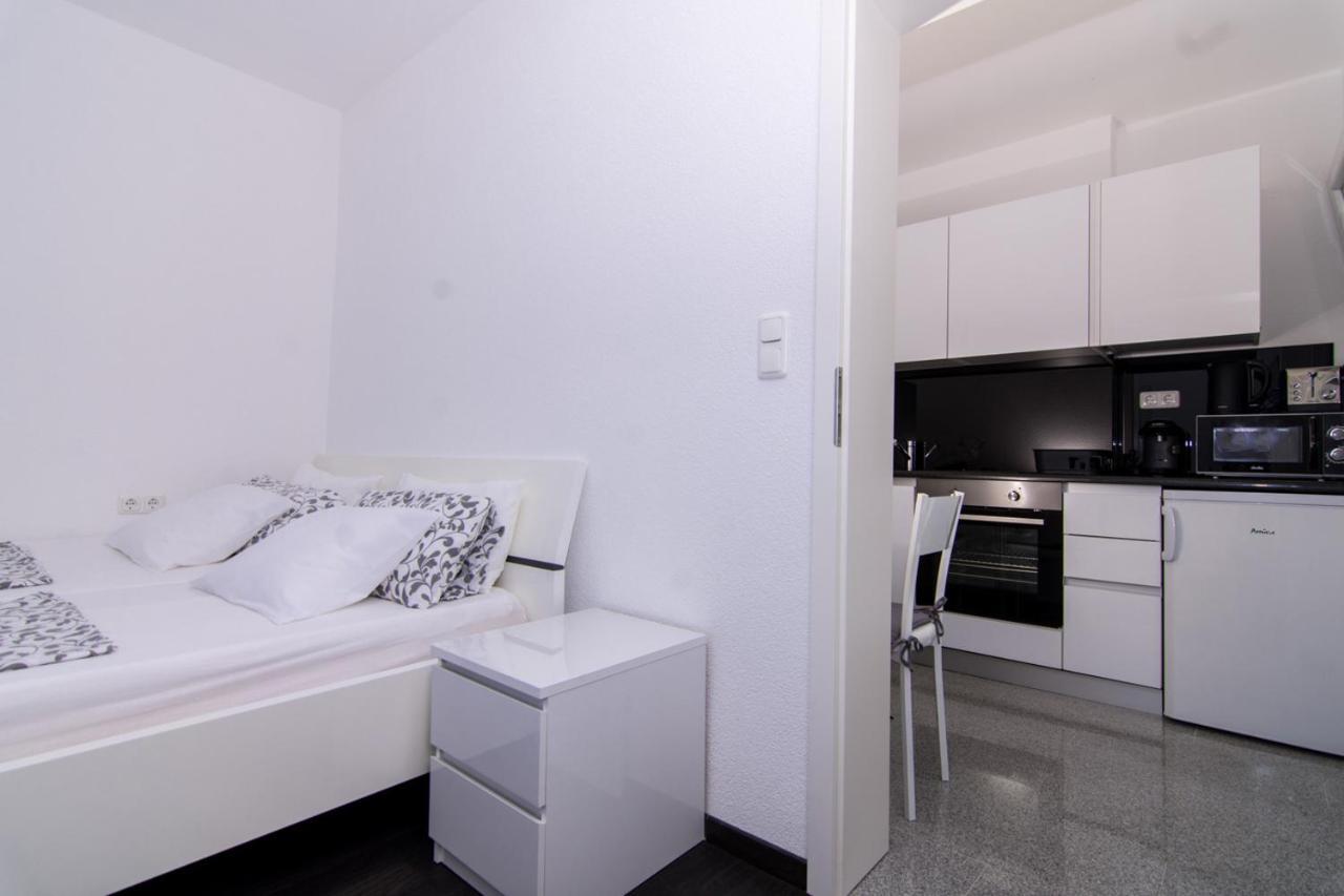 Apartment Black Trogir